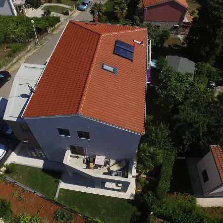 Medora بيت ضيافة