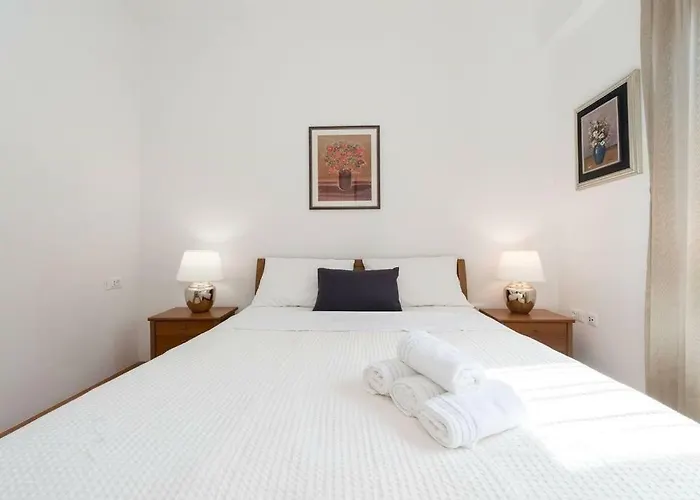 ゲストハウス Medora