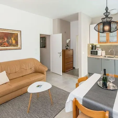 Medora Guest house 4*
