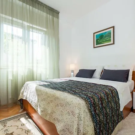 Gostinjska kuća Medora 4*